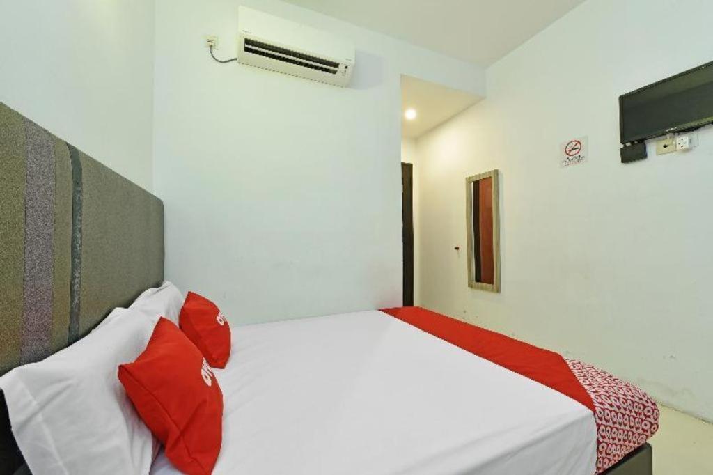 Capital O 90556 Hotel Cherita Rooms Kuantan Exteriér fotografie